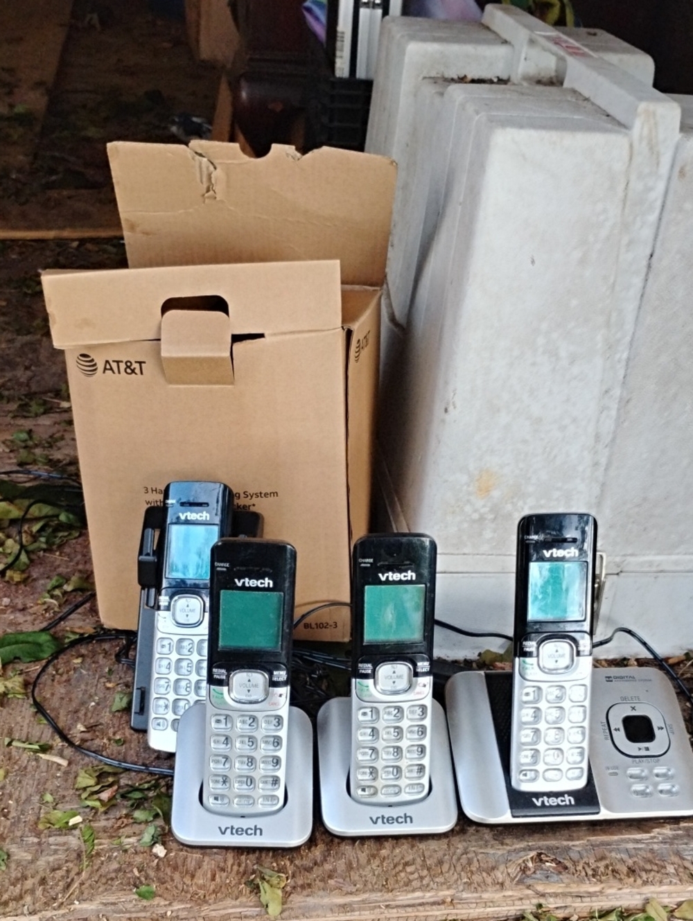 Silver & Black 4-Handset DECT Cordless Phone System